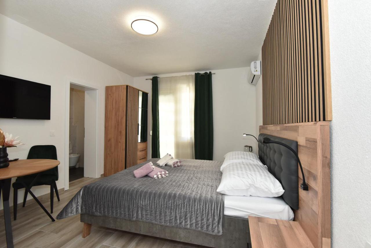 Jeta 2 Studio & Rooms 扎达尔 外观 照片